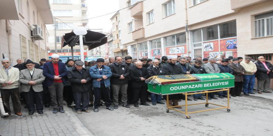 ESKİŞEHİR'DE 2 VERGİ MEMURUNUN ŞÜPHELİ ÖLÜMÜ