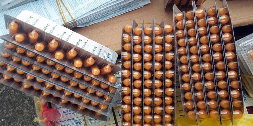 BOLU'DA KANSER TACİRLERİ YAKALANDI