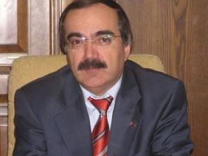 Adana'da Vekil ile Vali Fena Kapışmış