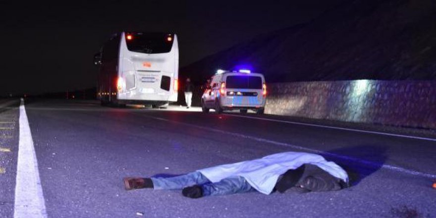 Yolcu otobüsünün çarptığı yaya öldü