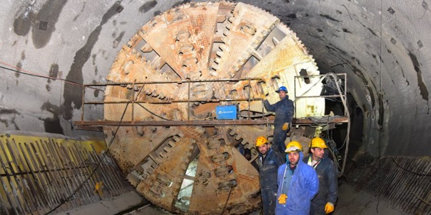 Üsküdar Çekmeköy metro hattında dudak uçuklatan skandal