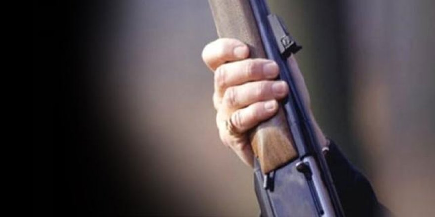 Var mı ''hayır'' verecek olan dedi, ve öldürdü