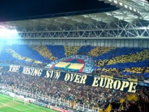 Fenerbahçe Taraftarı Yürüyor