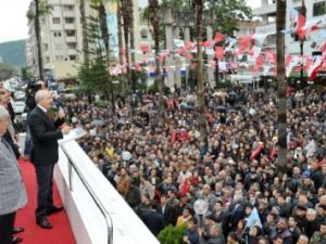 Kılıçdaroğlu; Kapanan Belediyeleri Açacağız