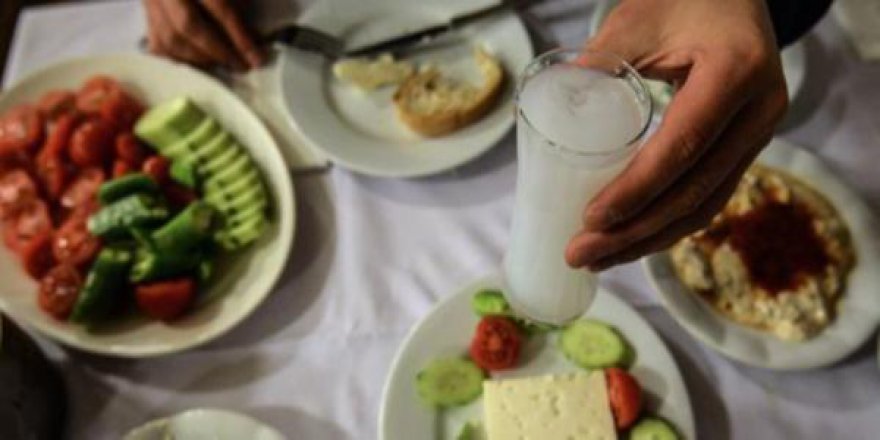 Antalya'daki alkol yasağında karşı adım: Baro harekete geçiyor