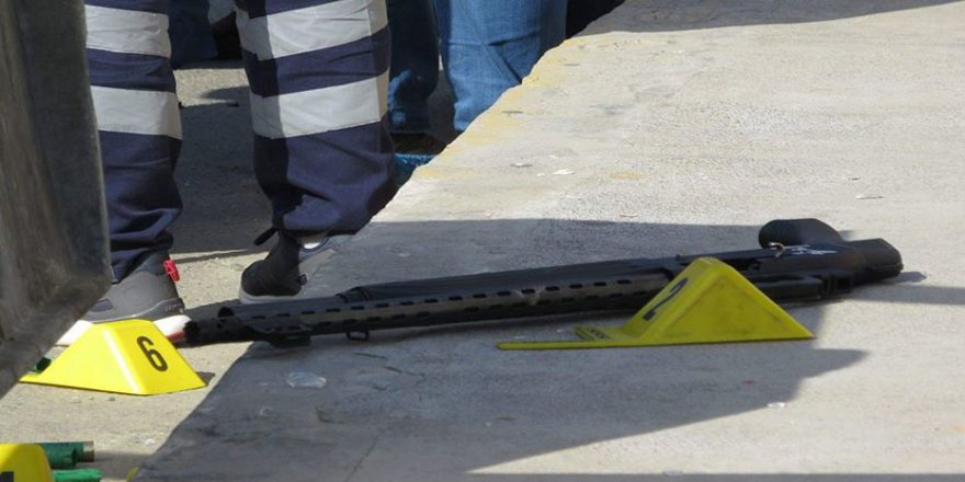 7 aylık eşini sokak ortasında pompalı tüfekle öldürdü