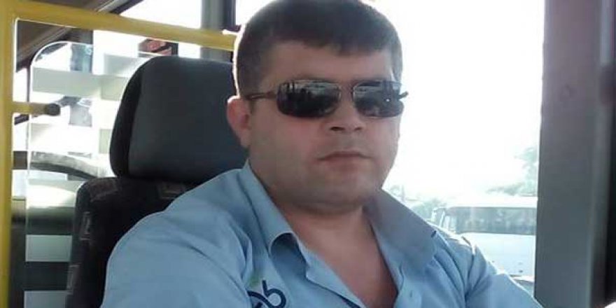 Kadın yolcu, halk otobüsü şoförünü bıçakladı