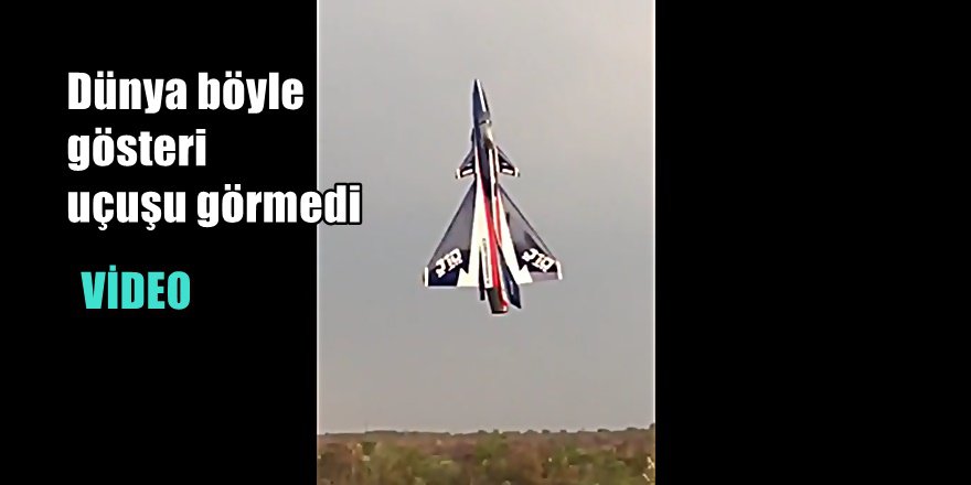 Gösteri uçuşunda pilot imkansızı böyle başardı