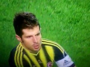 Emre Belözoğlu'ndan şok küfür