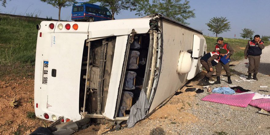 Konya’da otobüs devrildi: 40 yaralı