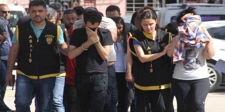 Önce hacker oldu, sonra aile boyu eskort sitesi kurdu