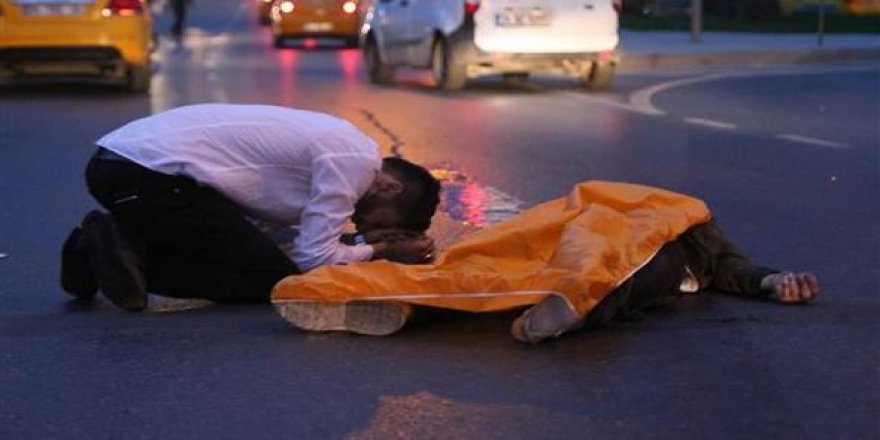 Unkapanı Köprüsü girişinde feci kaza: 1 ölü 2 yaralı