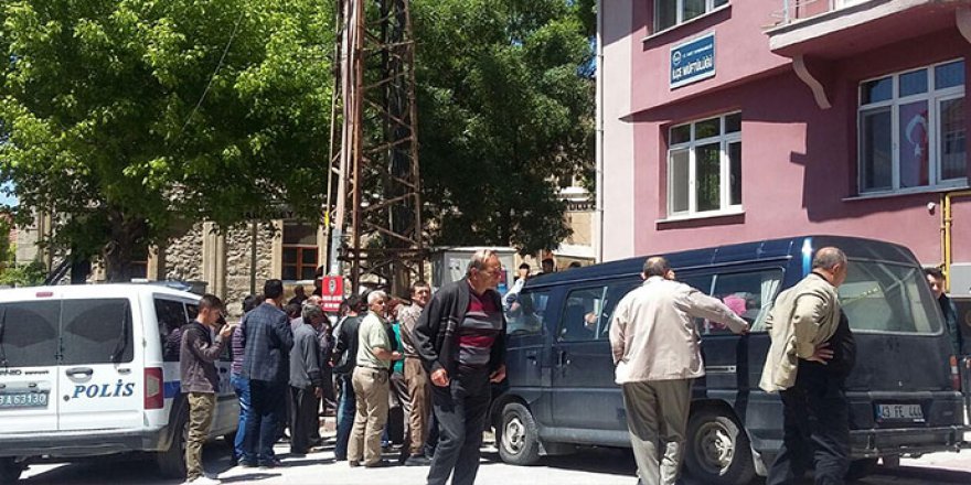 Emekli imam müftülük binasında intihar etti