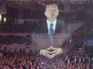 Erdoğan'ın Hologramı Sosyal Medyayı Salladı