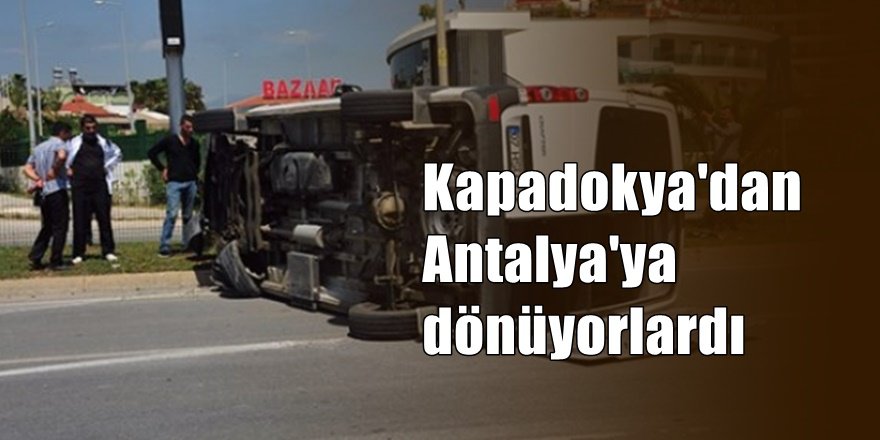 Rus turist minibüsü devrildi 3 Yaralı