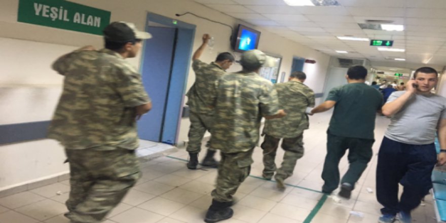 Asker zehirlenmesi şirketinden bakanla aynı açıklama