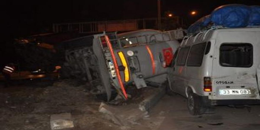 Eskişehir çevre yolunda feci kaza:19  yaralı