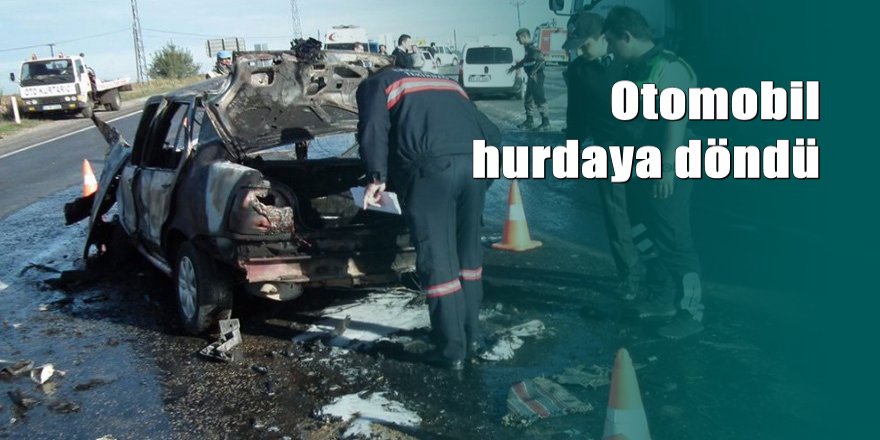 Kontrolden çıkan otomobil TIR'a çarptı: 2 ölü