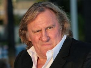 Ünlü aktörden Başbakan'a sert yanıt