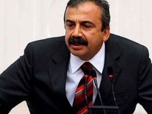 'Kürtler kardeş sözünden tiksiniyorum'