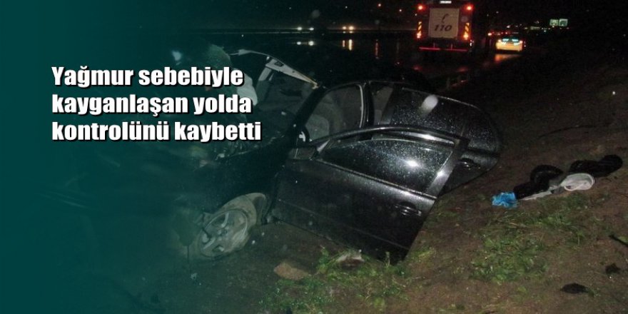 Otomobil bariyerlere çarptı: 1 ölü, 4 yaralı