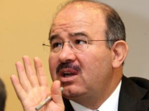 Bakan Çelik Lice Olayını Twitter'dan Çözdü