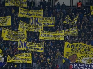Fener Taraftarından Pankartlı mesaj
