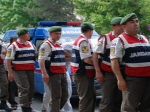 Flaş.. Polis Harekete Geçmeyince Görev Jandarmaya Verildi!