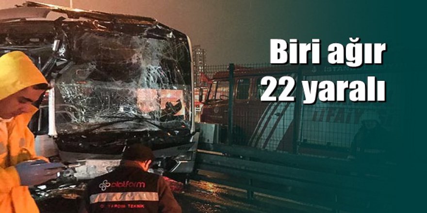 Haramidere metrobüs durağında kaza