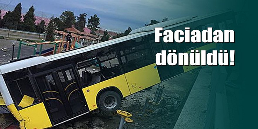 Trabzon’da belediye otobüsü çocuk parkına düştü