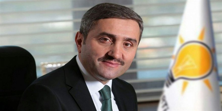 AKP'de istifa depremi