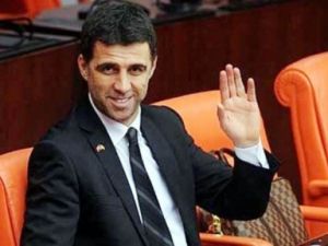 Hakan Şükür Lig TV'den kovuldu