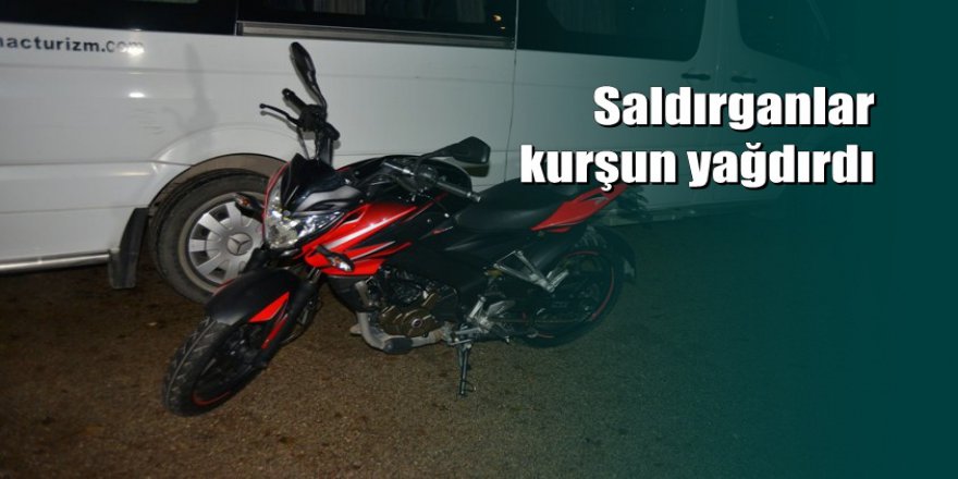 Adana'da motosikletli gençlere silahlı saldırı: 1 ölü, 1 yaralı