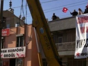 İşçi Partisi Kapatıldı!