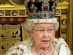 Kraliçe Elizabeth Ölüyor