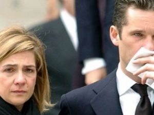 Kralın kızı yolsuzluktan mahkemeye çağrıldı, babası "uluslararası komplo" demedi!