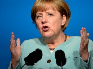 Merkel'in yatağında yakalanan Türk!  Merkel yeterince korunamıyor mu?