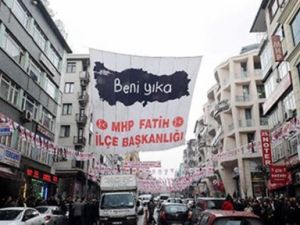 MHP’den Yolsuzluk Afişi