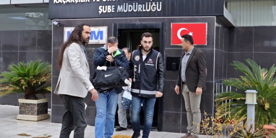 Antalya'da milyonluk sahte tapulara 7 gözaltı