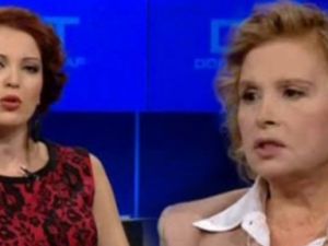 Nazlı Ilıcak ve Nagehan Alçı’nın ’kucağa oturma’ kavgası