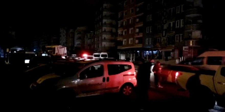 Hatay dün gece karanlıkta kaldı