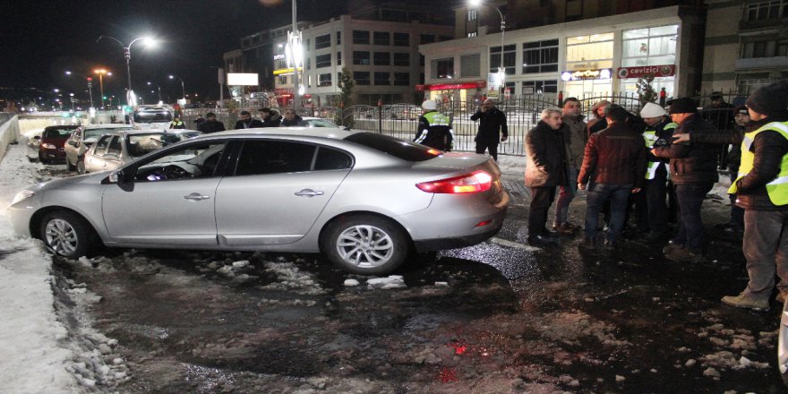 Elazığ'da buzlanma faciası
