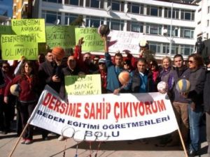 ÖĞRETMENLER İSYAN ETTİ