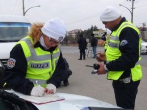 Otomobillerde de  Zorunlu oldu, Takmayana ceza var...