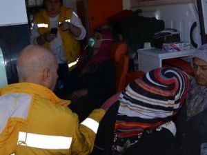 PAKETLEME FABRİKASINDA YANGIN ÇIKTI, 7 İŞÇİ DUMANDAN ETKİLENDİ