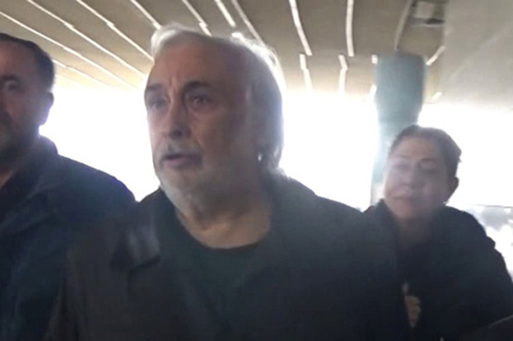 Müjdat Gezen'in adli kontrol kaldırıldı.