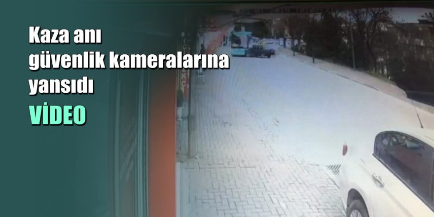 Bursa'da otomobil halk otobüsü ile kafa kafaya çarpıştı