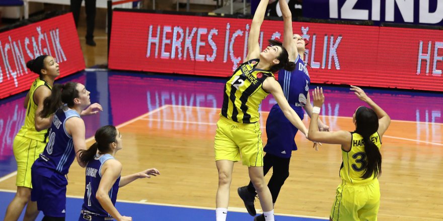 Fenerbahçe: 71 - Dynamo Kursk: 75
