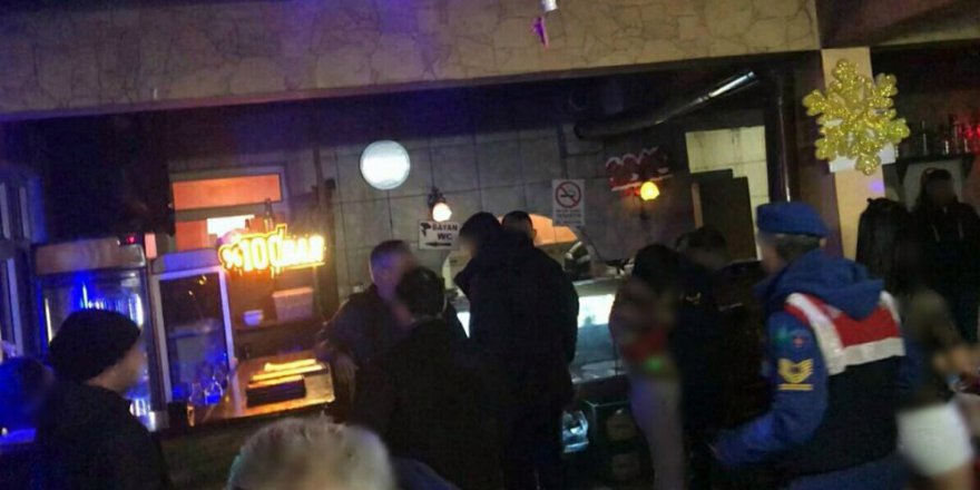 Sahte alkol veren eğlence mekanına baskın: 4 gözaltı