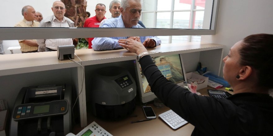 Bankacılıkta toplam kredi hacmi azaldı